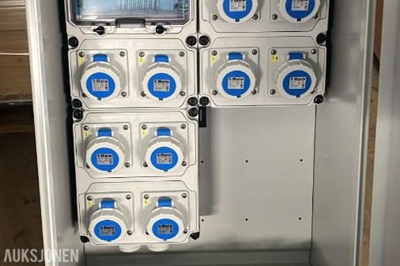 Nytt og ubrukt - Byggestrømskap Mersentral 230/400V TN-S